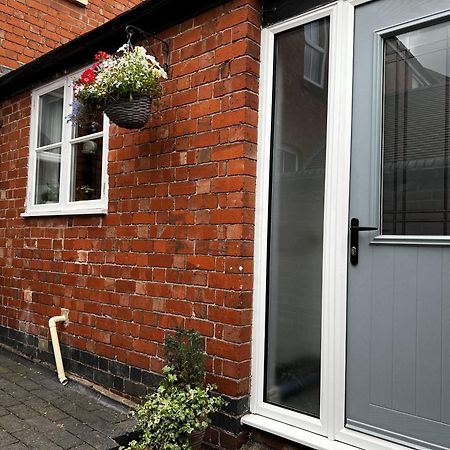 Appartamento Cartref - Fully Equipped And Stunning Town Flat Shrewsbury Esterno foto